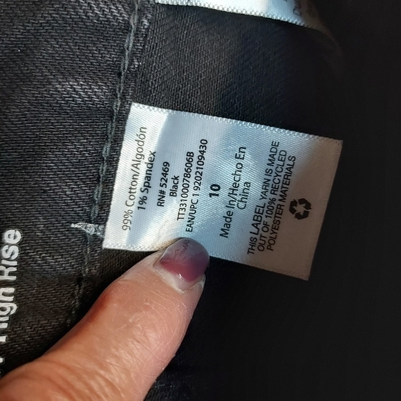 Time and Tru NWT BLACK JEANS SIZE 10 and Swim & Sand hat - Picture 15 of 15